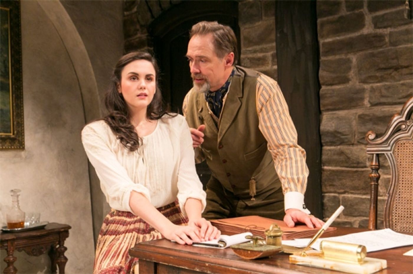 Photo Flash: First Look at Mint Theater's FASHIONS FOR MEN  Image