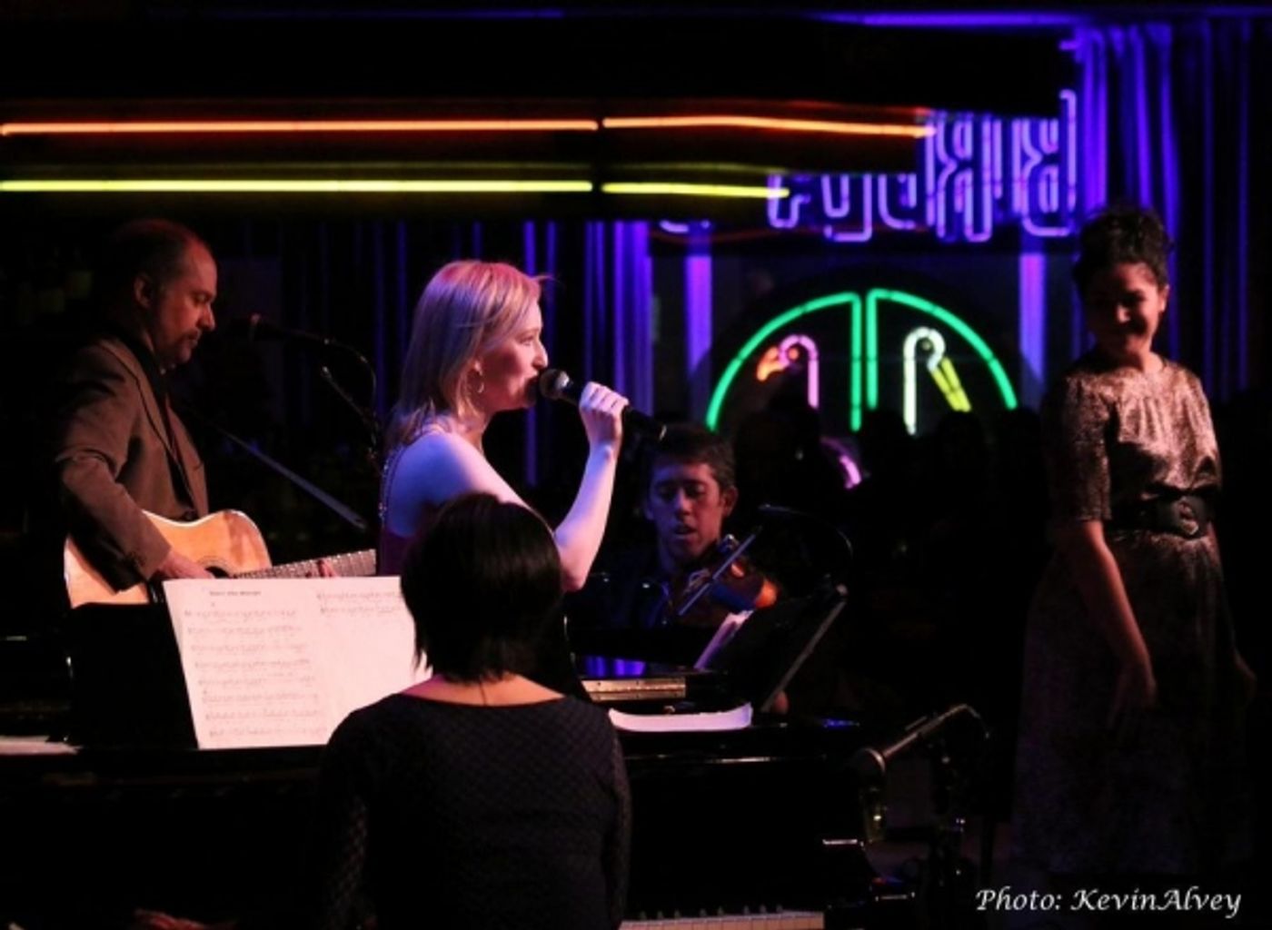 Photo Flash: Melissa van der Schyff Brings THE SUMMER IN WINTER to Birdland Photo Flash: Melissa van der Schyff Brings THE SUMMER IN WINTER to Birdland Image