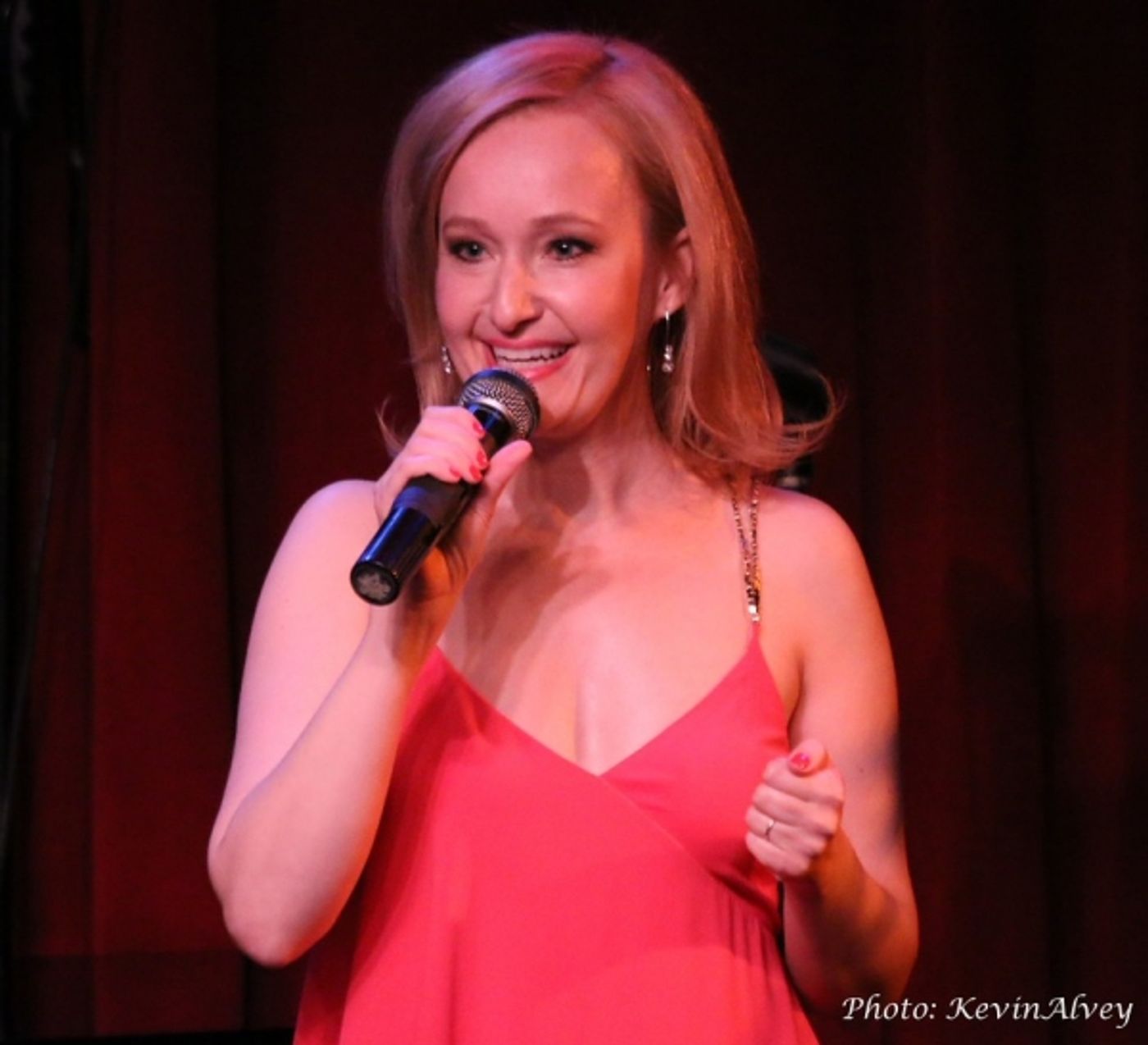 Photo Flash: Melissa van der Schyff Brings THE SUMMER IN WINTER to Birdland Photo Flash: Melissa van der Schyff Brings THE SUMMER IN WINTER to Birdland Image