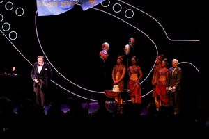 Barry Humphries Photo