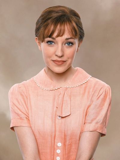 Laura Osnes Photo