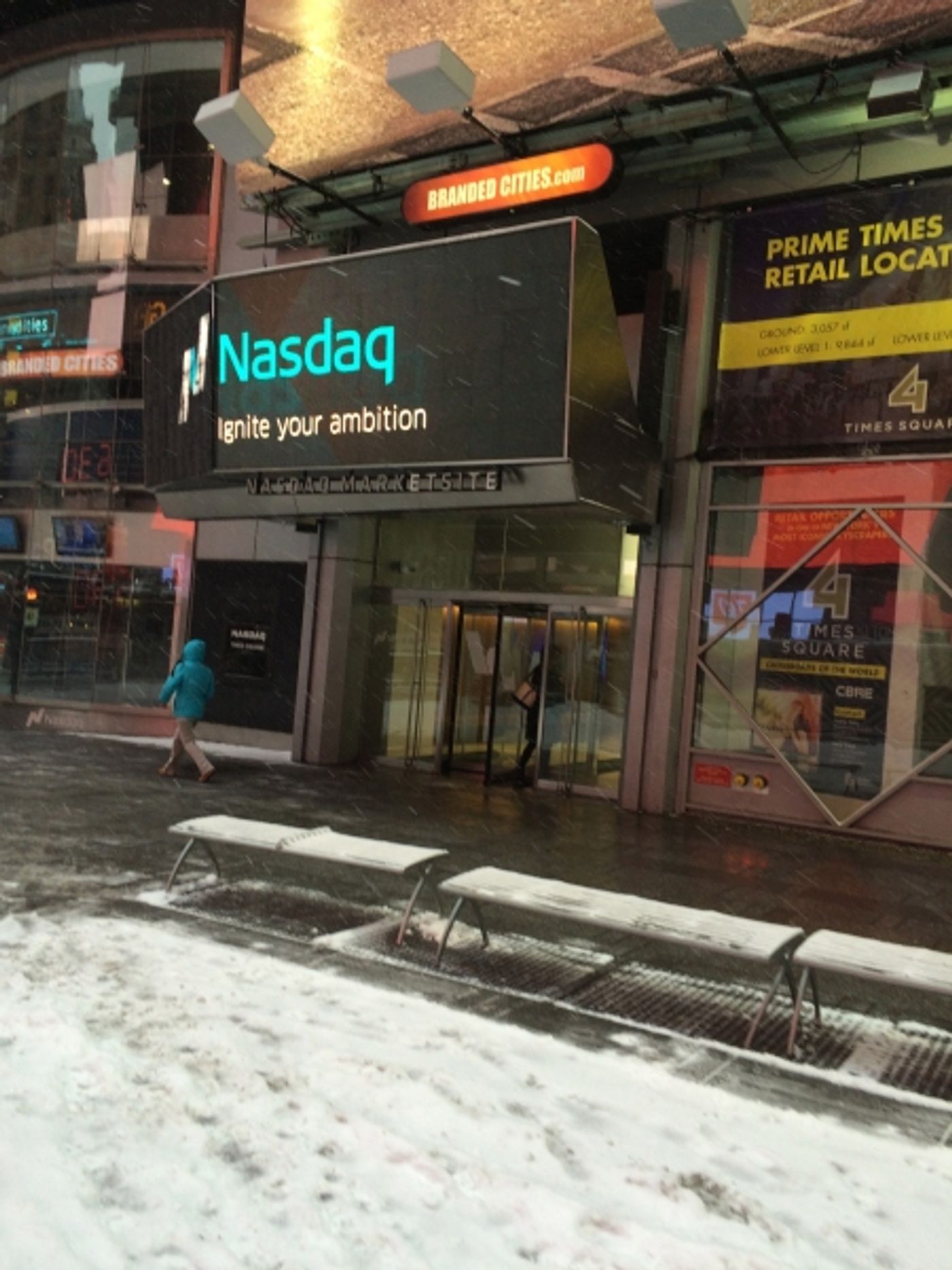 Exclusive Photo Diary: Spend a Day with THE LION's Benjamin Scheuer! Exclusive Photo Diary: Spend a Day with THE LION's Benjamin Scheuer! Image