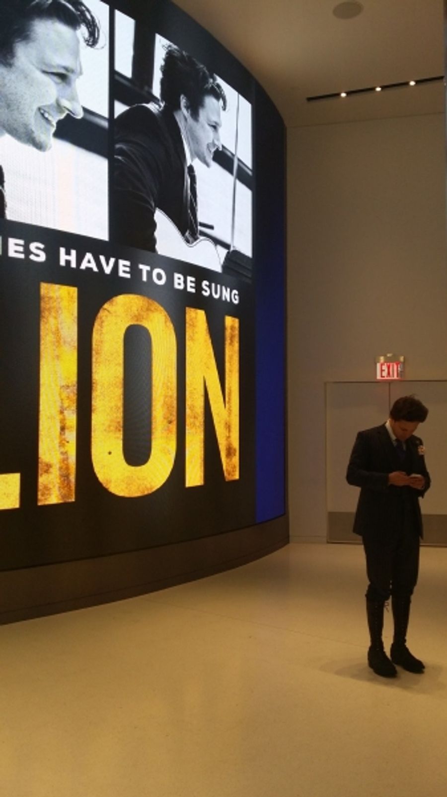 Exclusive Photo Diary: Spend a Day with THE LION's Benjamin Scheuer! Image