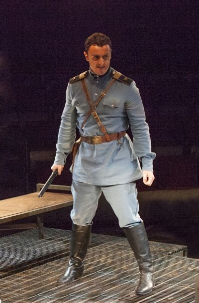 Lowell Byers as Guard  Photo