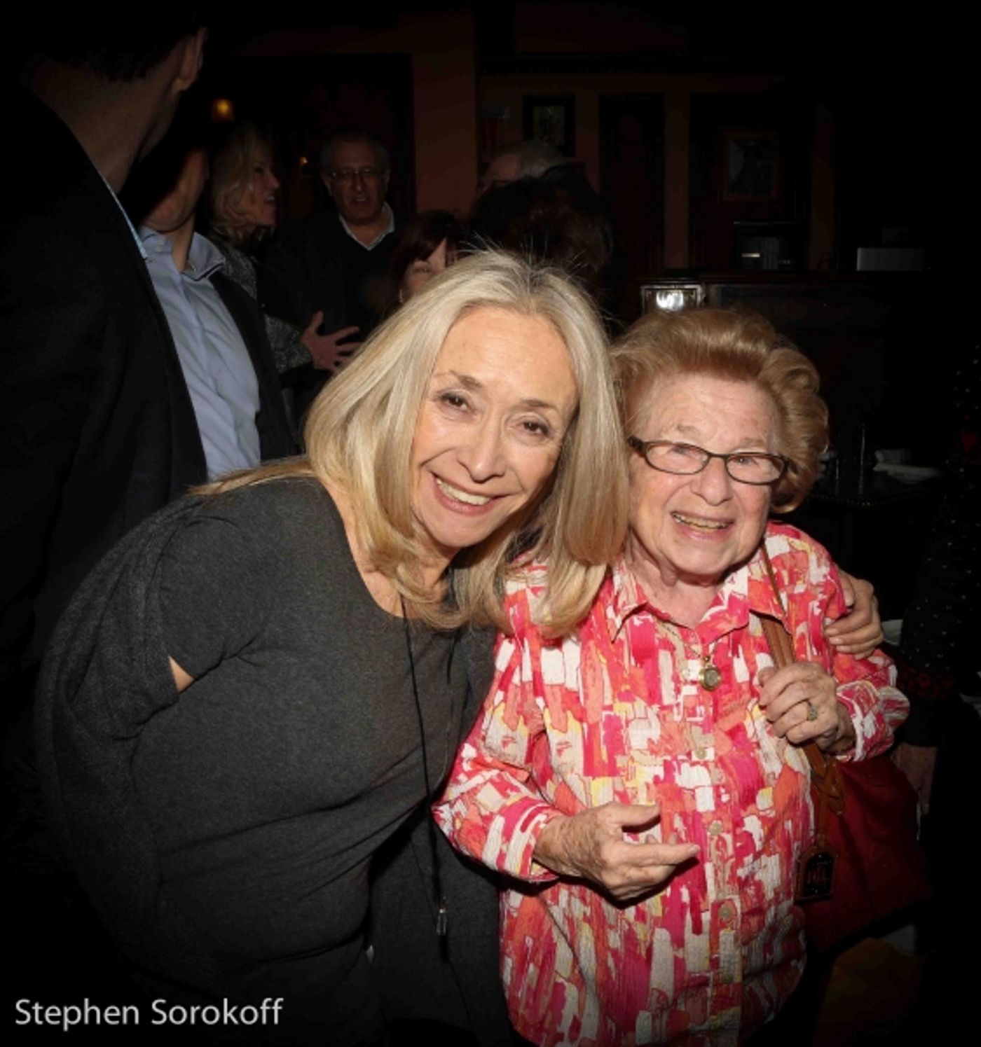 Photo Coverage: Tovah Feldshuh Brings AGING IS OPTIONAL to 54 Below  Image