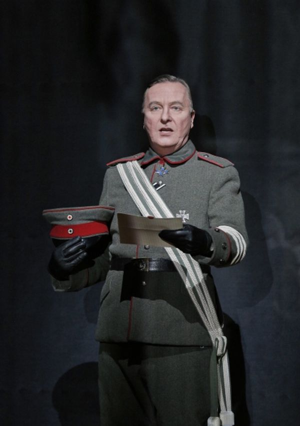 Robert Gibbybrand Photo