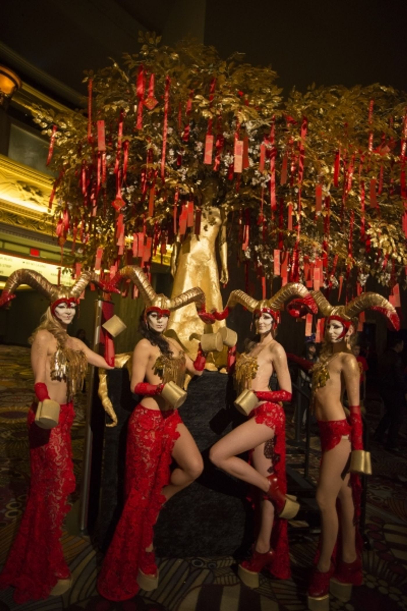 Photo Flash: Hakkasan Las Vegas Welcomes Chinese New Year by Honoring 'Wishing Tree' Tradition Photo Flash: Hakkasan Las Vegas Welcomes Chinese New Year by Honoring 'Wishing Tree' Tradition Image