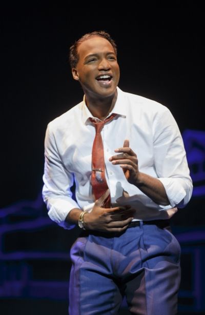 Clifton Oliver as Berry Gordy Photo