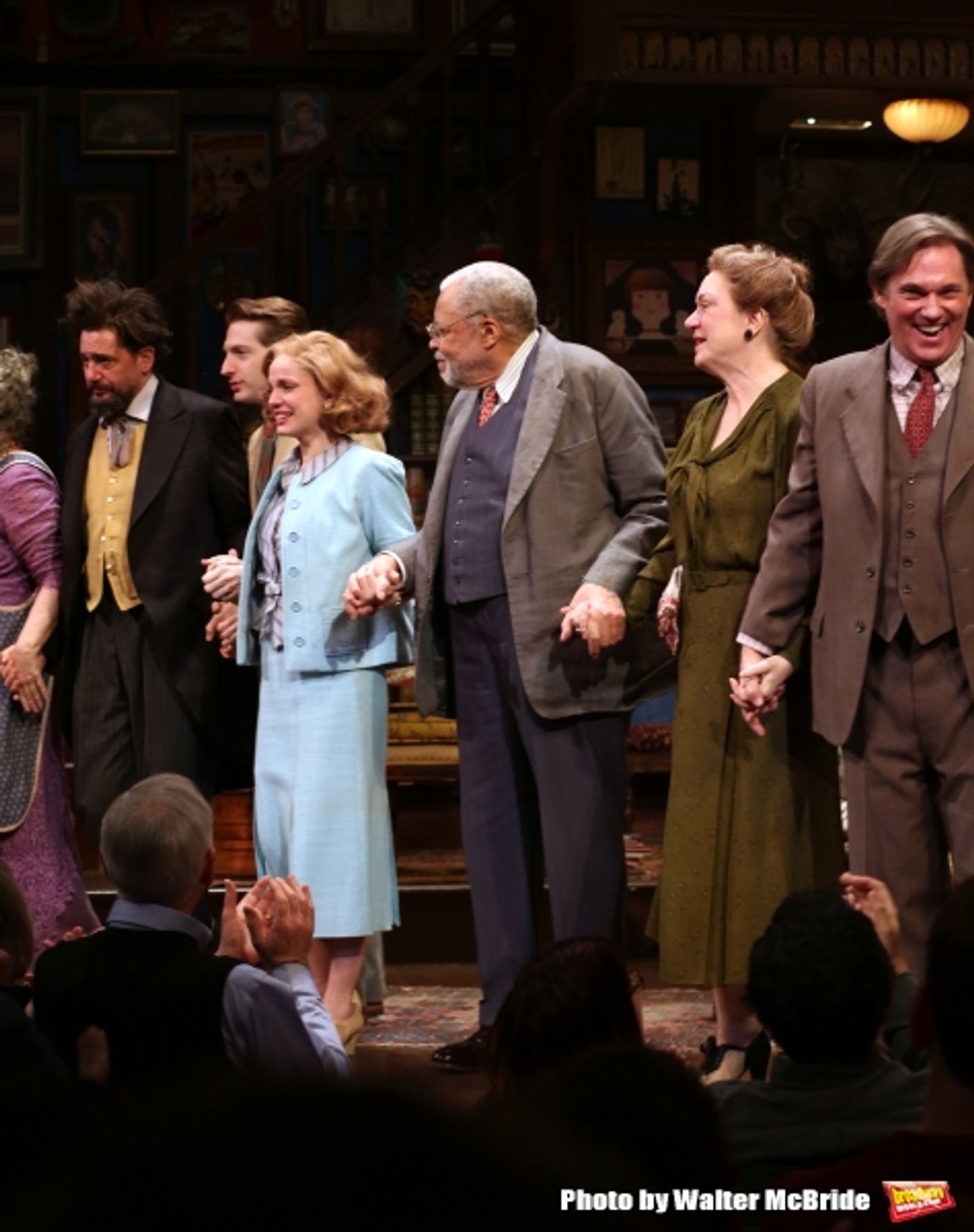 Photo Coverage: YOU CAN'T TAKE IT WITH YOU Company Takes Final Broadway Bows Photo Coverage: YOU CAN'T TAKE IT WITH YOU Company Takes Final Broadway Bows Image