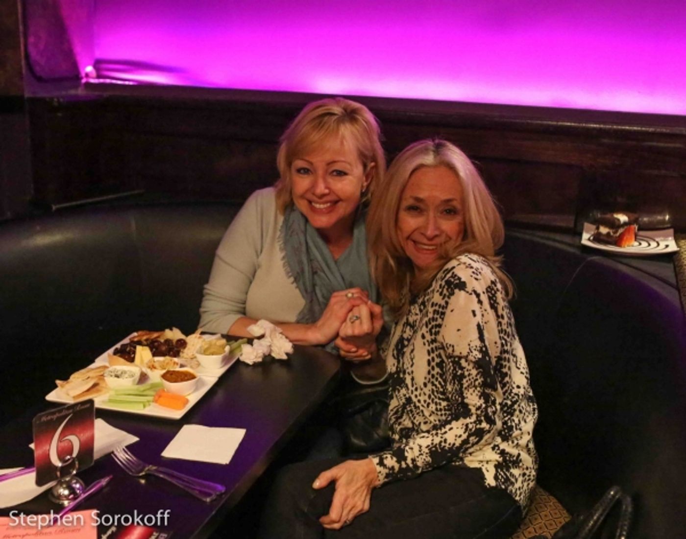 Photo Coverage: T. Oliver Reid Gets A Surprise After DROP ME OFF IN HARLEM at The Metropolitan Room  Image