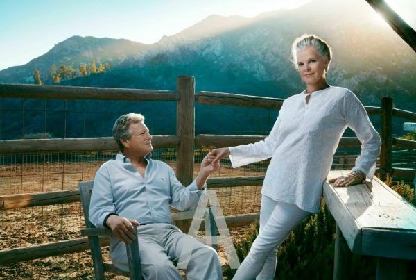 Photo Flash: First Look at LOVE LETTERS Tour Stars Ali MacGraw and Ryan O'Neal  Image