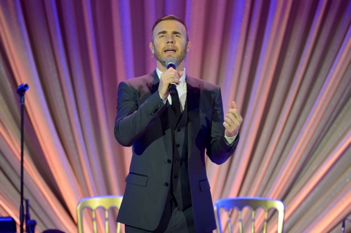 Photo Coverage: Matthew Morrison, Gary Barlow, & More Perform from FINDING NEVERLAND at TWC Oscar Nominees Dinner  Image