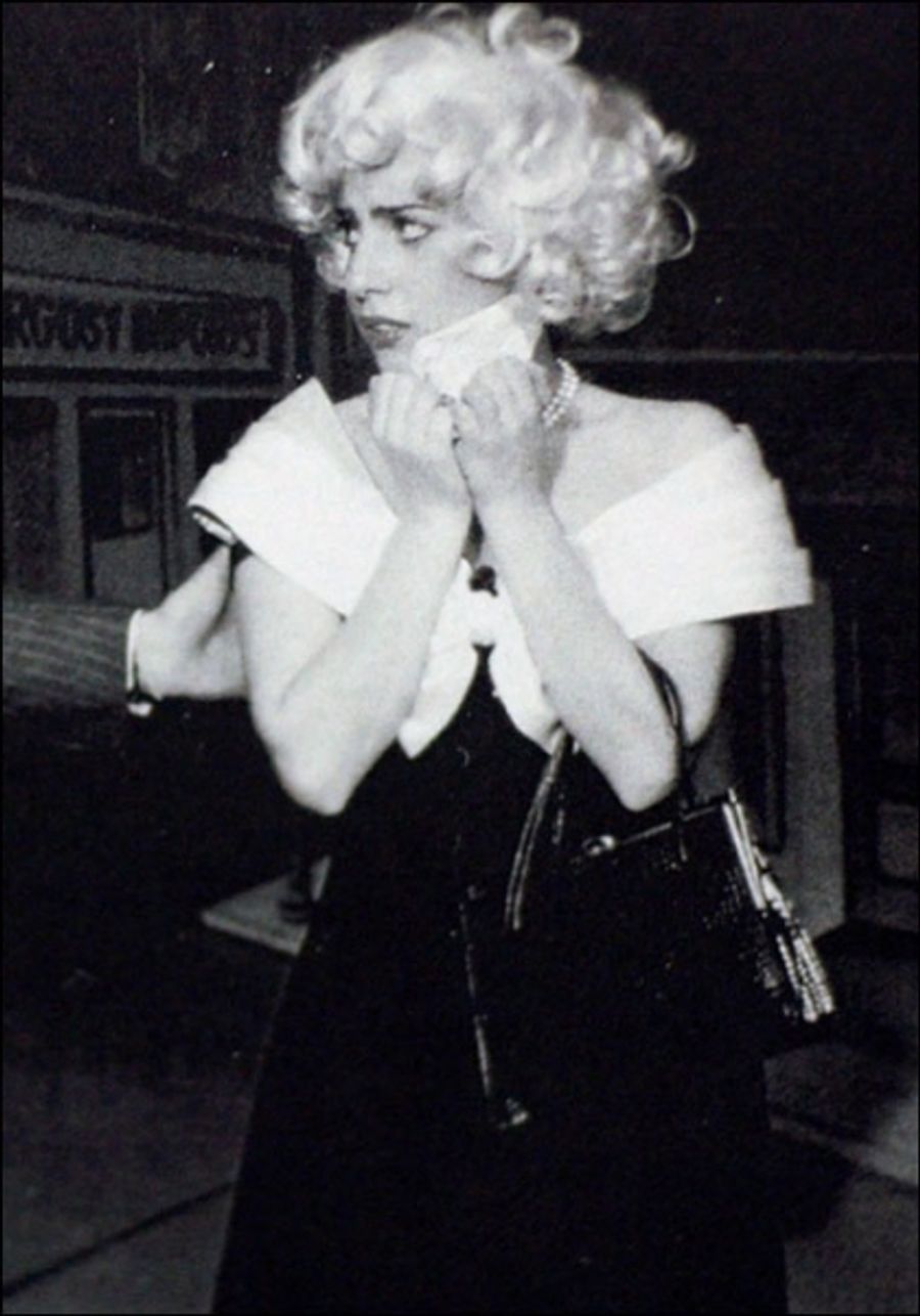 Photo Flash: Lady Gaga's Theatrical Past Shines Through in OSCAR Performance! Image