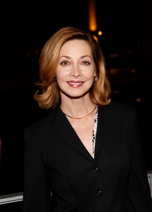 Sharon Lawrence Photo