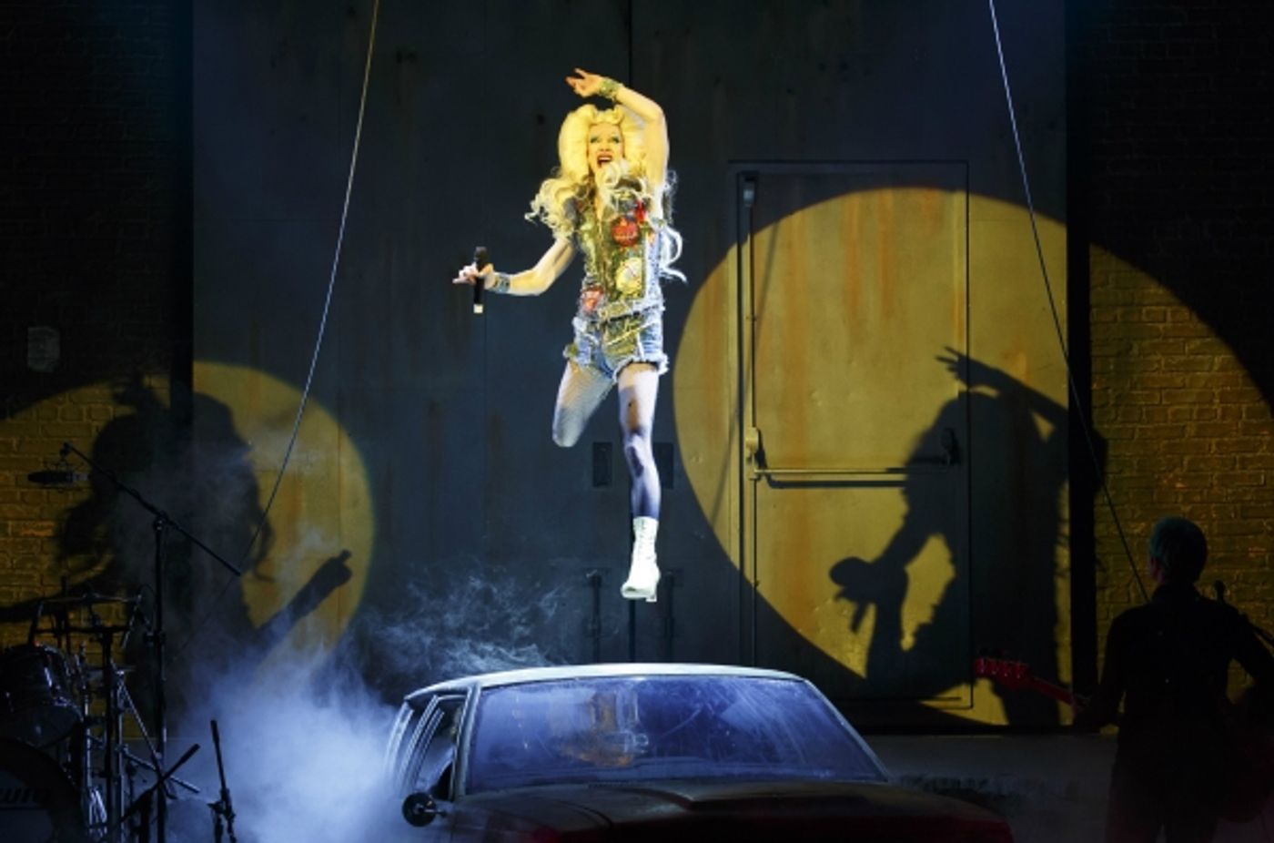 Photo Flash: John Cameron Mitchell Returns to HEDWIG Tonight; New Shots! Image
