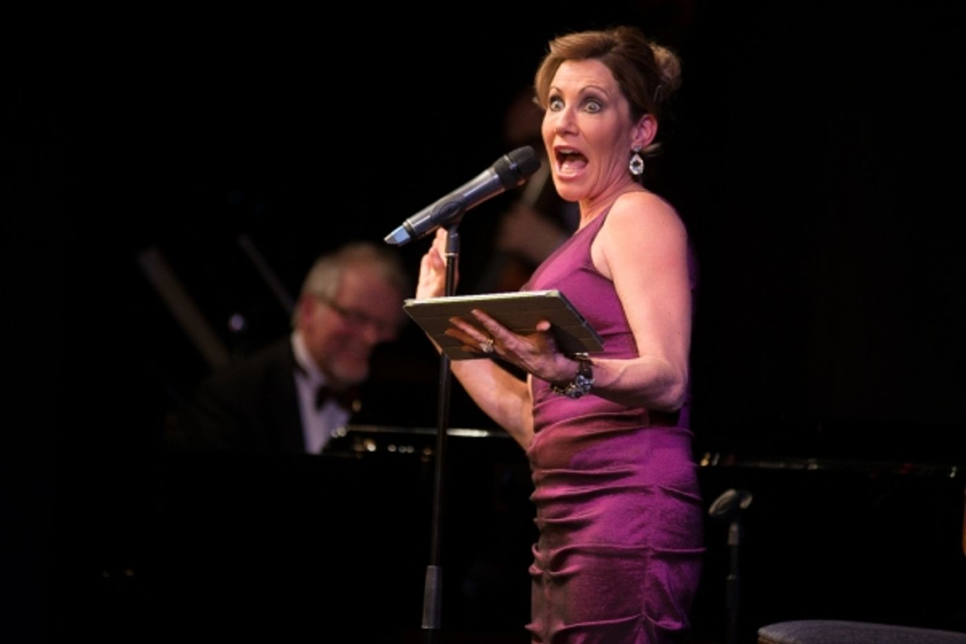 Photo Coverage: DESPERATE DIVAS, Starring Tiffany Graves and Anita Louise Combe  Image