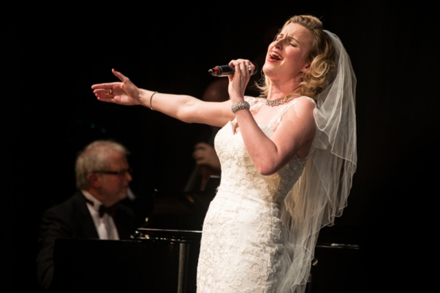 Photo Coverage: DESPERATE DIVAS, Starring Tiffany Graves and Anita Louise Combe  Image