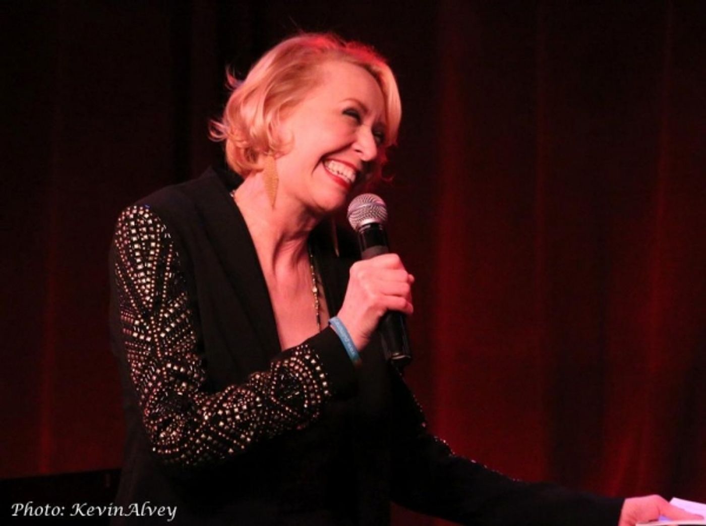 Photo Flash: Julie Halston and More in BROADWAY BELTS FOR PFF at Birdland Image