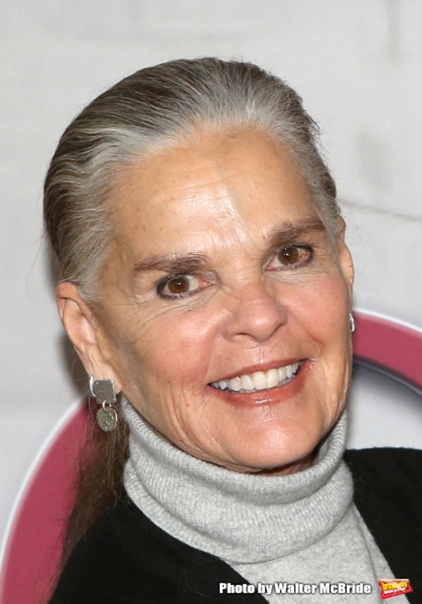Photo Coverage: Ali MacGraw and Ryan O'Neal Reunite for  LOVE LETTERS Tour!  Image
