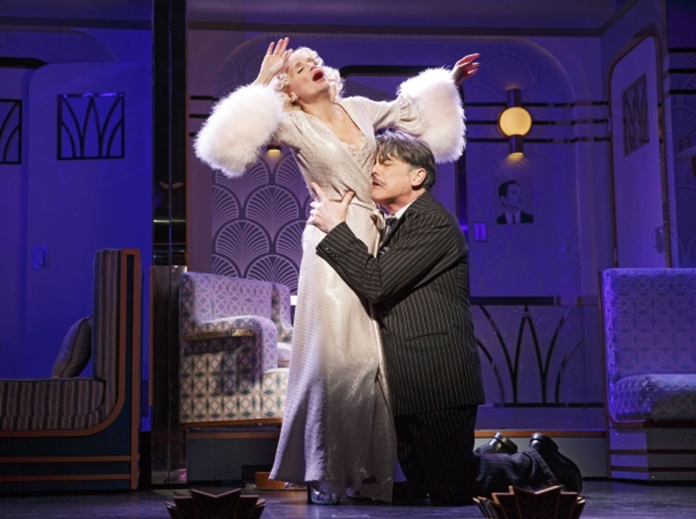 Photo Flash: All Aboard! First Look at Kristin Chenoweth, Peter Gallagher and More in Broadway's ON THE TWENTIETH CENTURY  Image