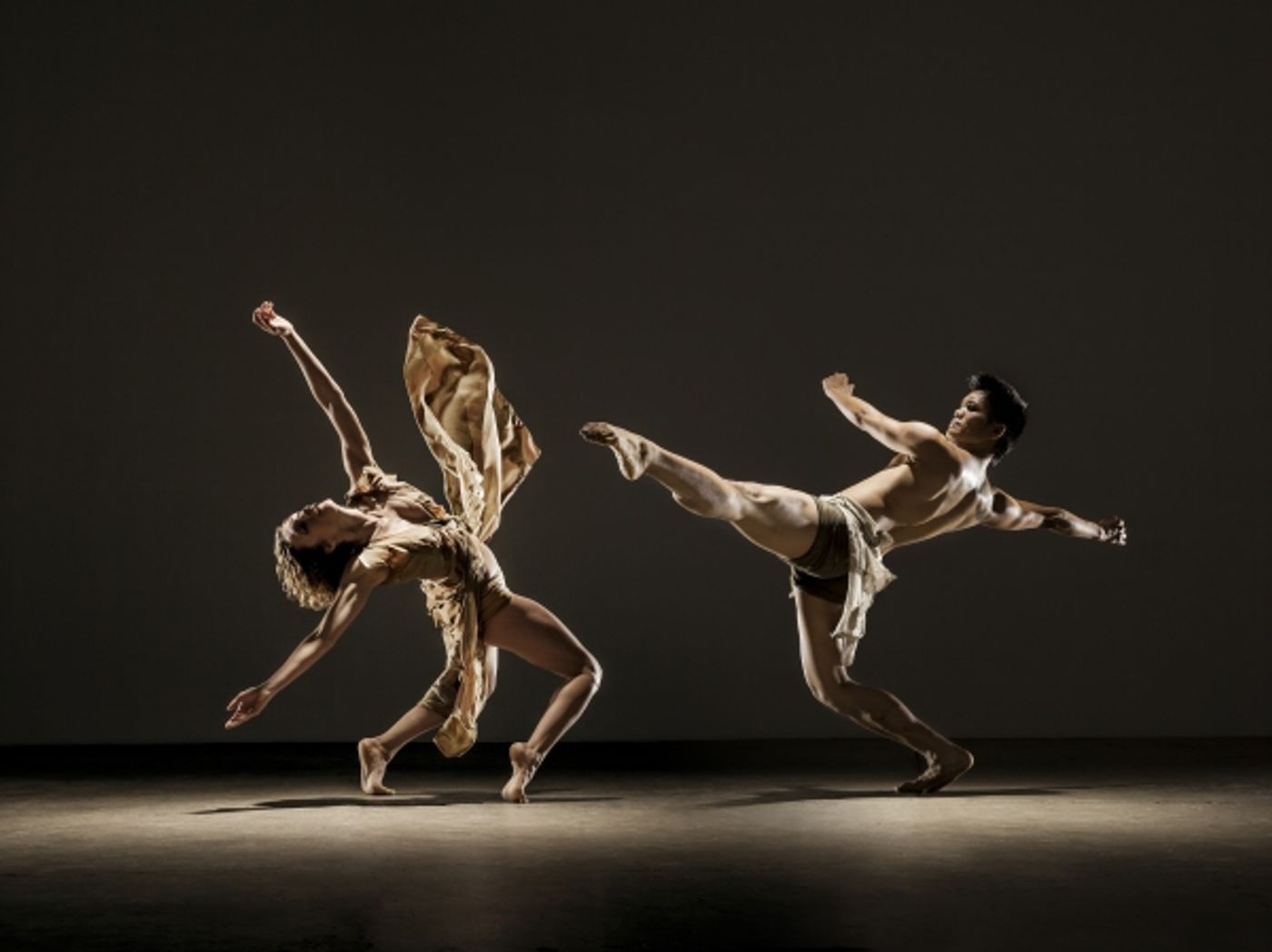 Photo Flash: First Look at Garret + Moulton's THE LUMINOUS EDGE  Image