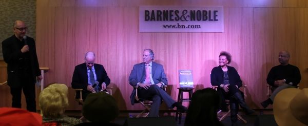 Barnes & Noble??s Steven Sorrentino introduces Tom Santopietro, Stewart F. Lane Photo