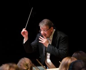 Maestro Antony Walker Photo