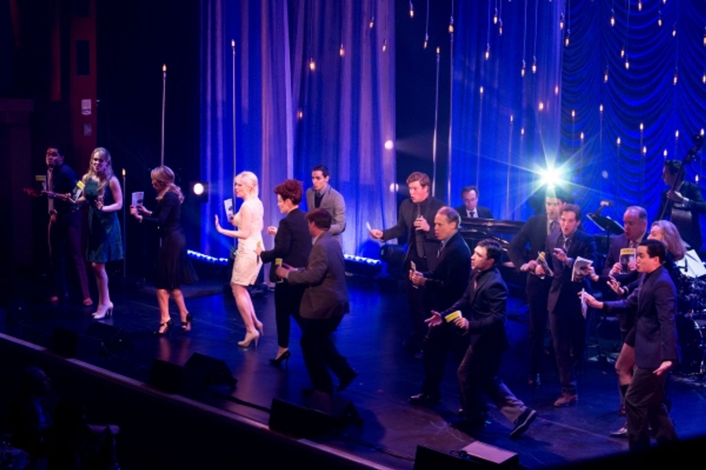 Photo Coverage: Broadway Honors Helen Mirren at Roundabout's THERE'S NOTHING LIKE A DAME Gala!  Image