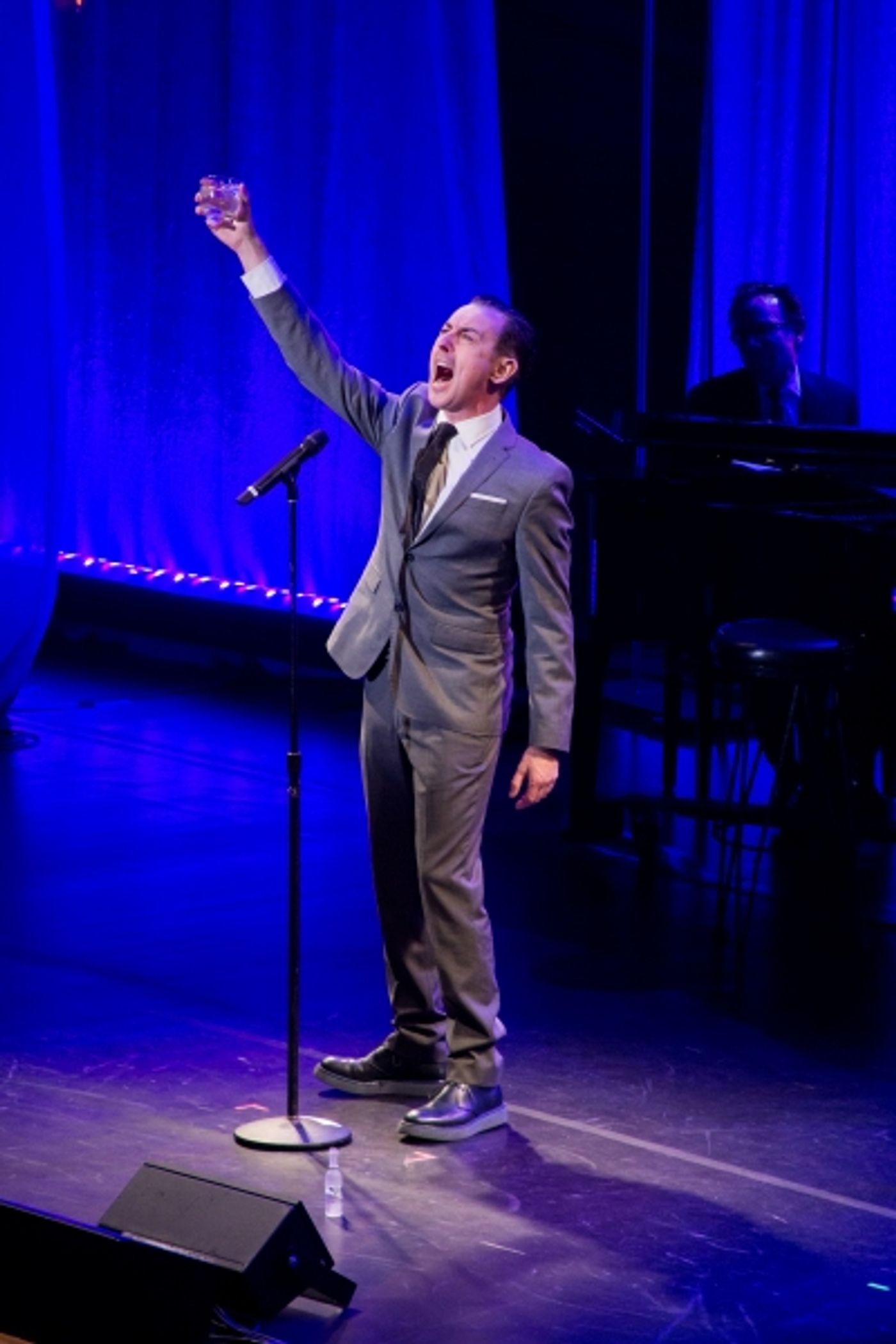 Photo Coverage: Broadway Honors Helen Mirren at Roundabout's THERE'S NOTHING LIKE A DAME Gala!  Image