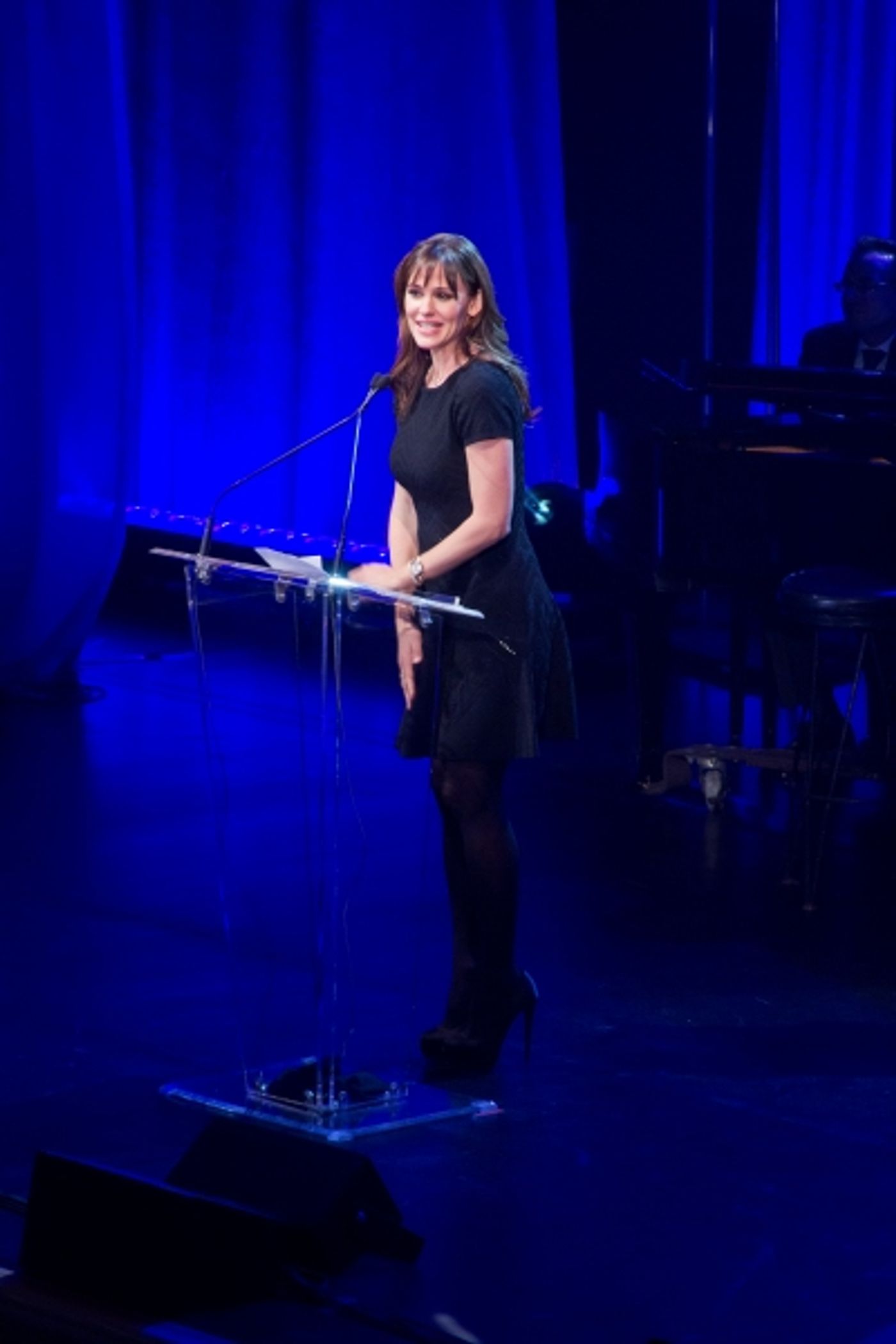 Photo Coverage: Broadway Honors Helen Mirren at Roundabout's THERE'S NOTHING LIKE A DAME Gala!  Image