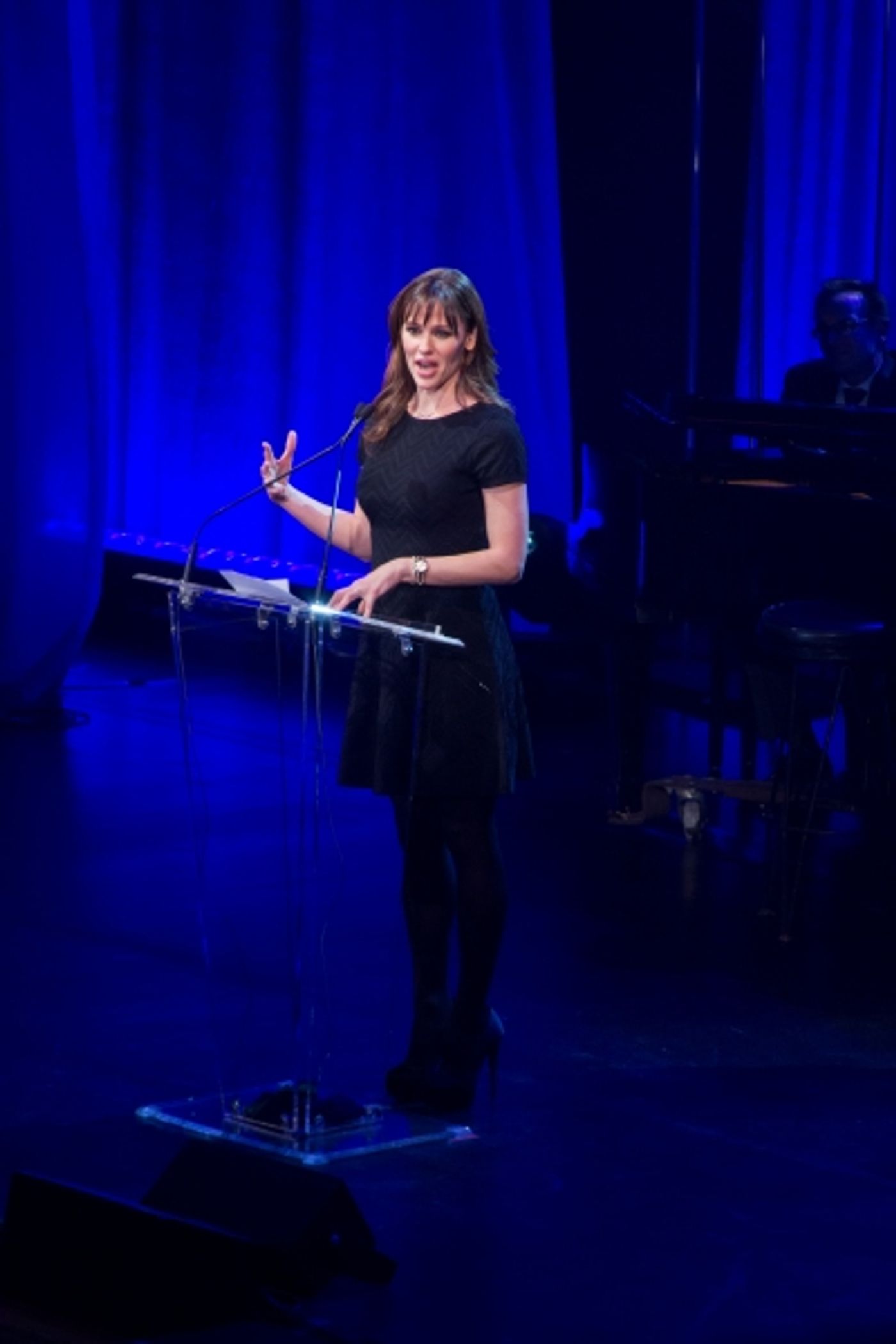 Photo Coverage: Broadway Honors Helen Mirren at Roundabout's THERE'S NOTHING LIKE A DAME Gala!  Image