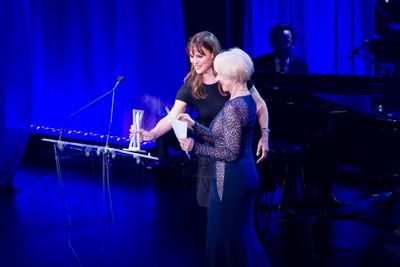 Jennifer Garner, Helen Mirren Photo