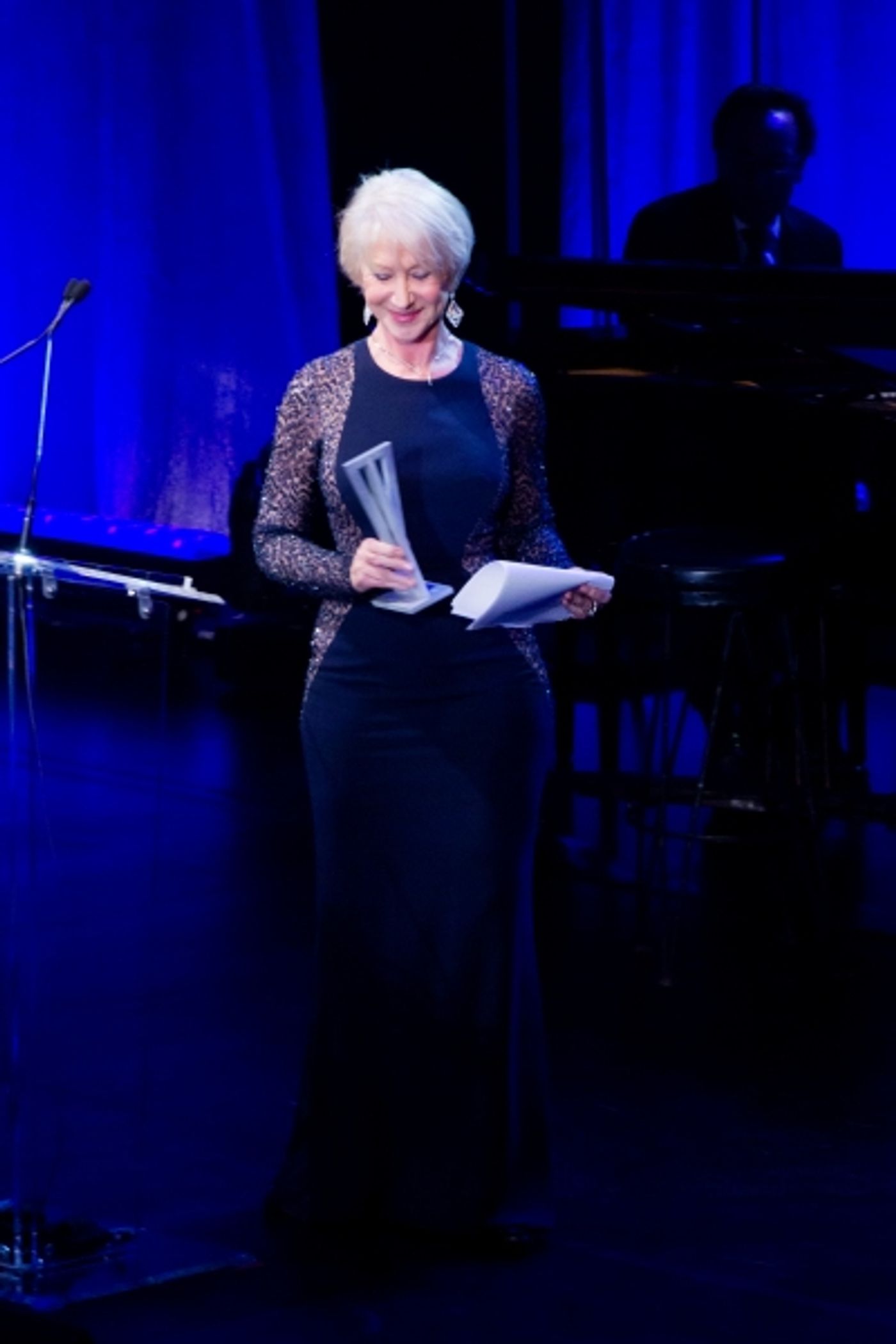 Photo Coverage: Broadway Honors Helen Mirren at Roundabout's THERE'S NOTHING LIKE A DAME Gala!  Image
