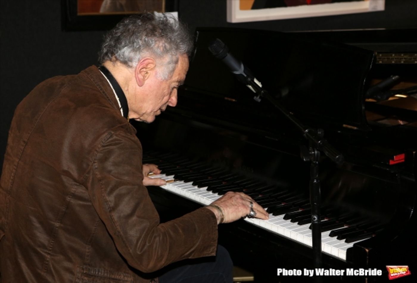 Photo Coverage: Luba Mason, Lee Roy Reams and More Perform at LOVE N' COURAGE Gala Image