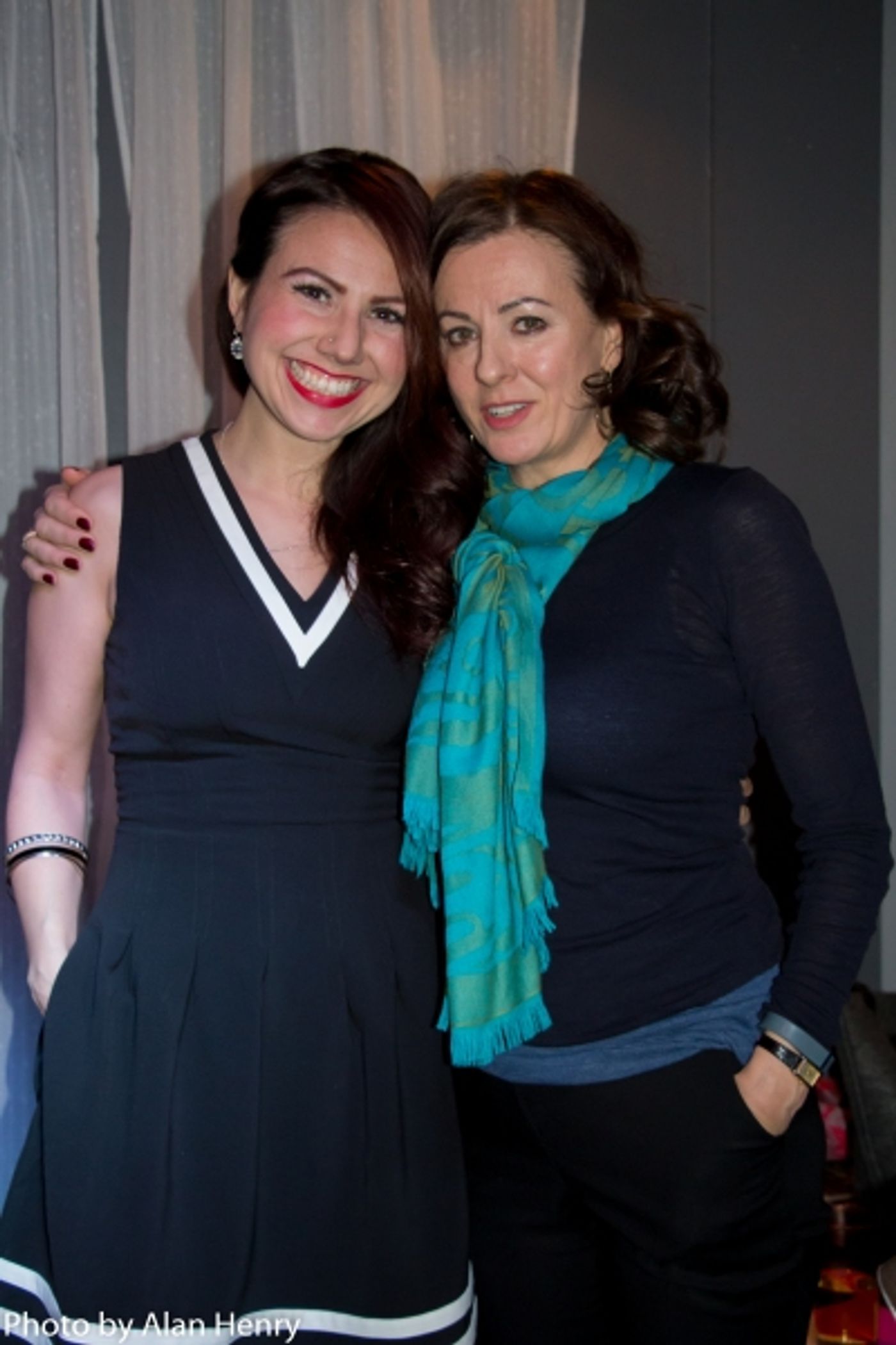 Photo Flash: Rebecca Caine Visits SINGULAR SENSATION Photo Flash: Rebecca Caine Visits SINGULAR SENSATION Image