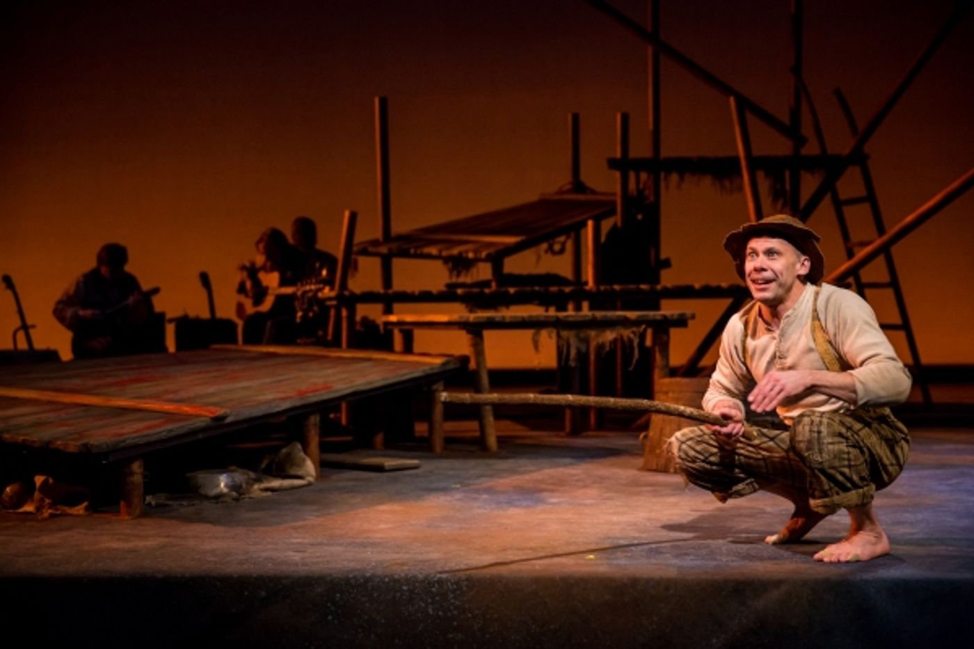 Photo Flash: First Look at Children's Theatre Company's HUCK FINN  Image