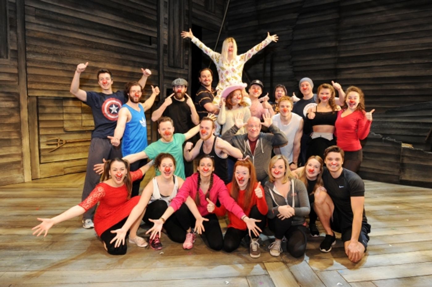 Photo Coverage: Cast Of OKLAHOMA! Ready For Comic Relief!  Image
