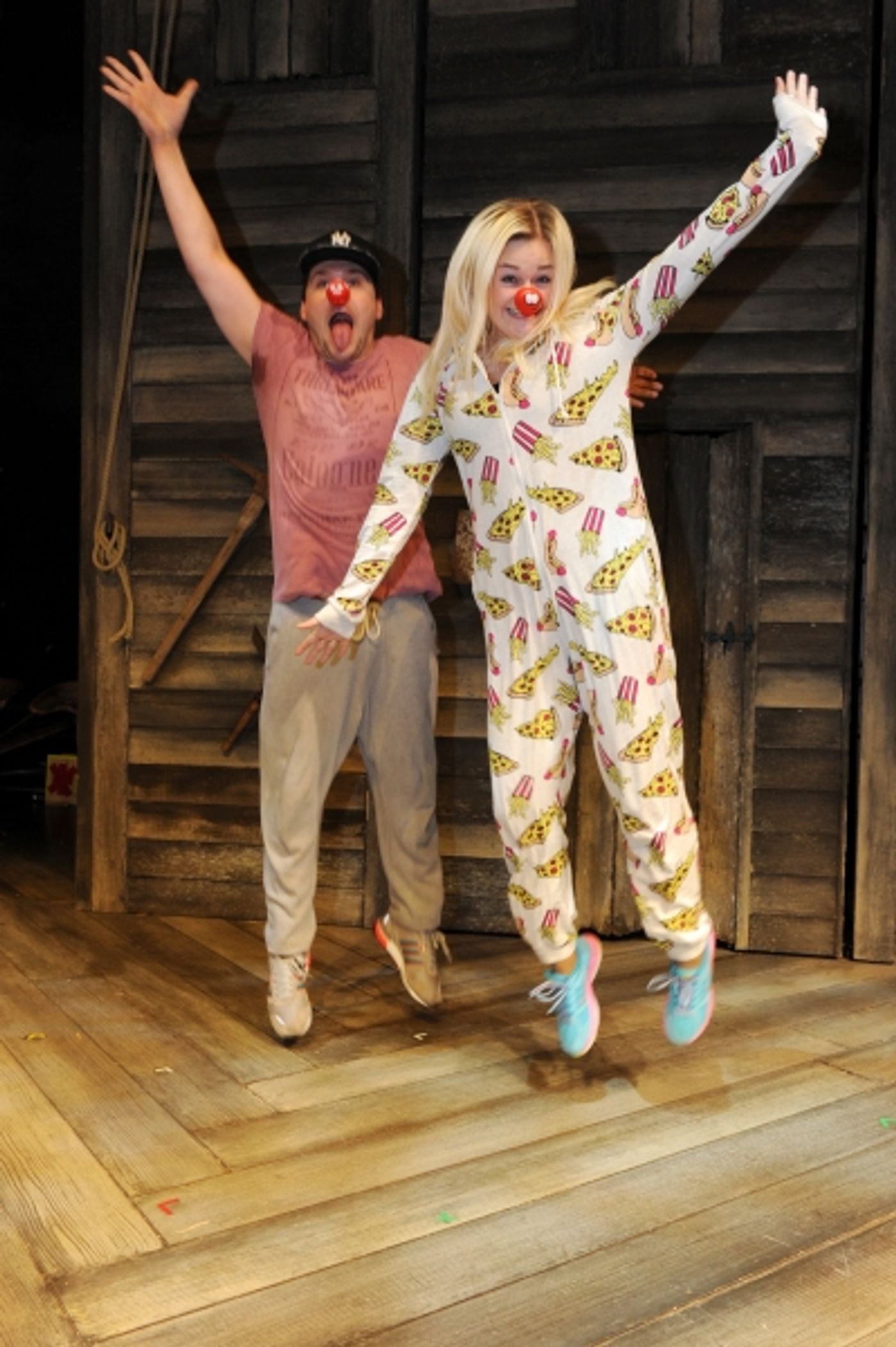 Photo Coverage: Cast Of OKLAHOMA! Ready For Comic Relief!  Image