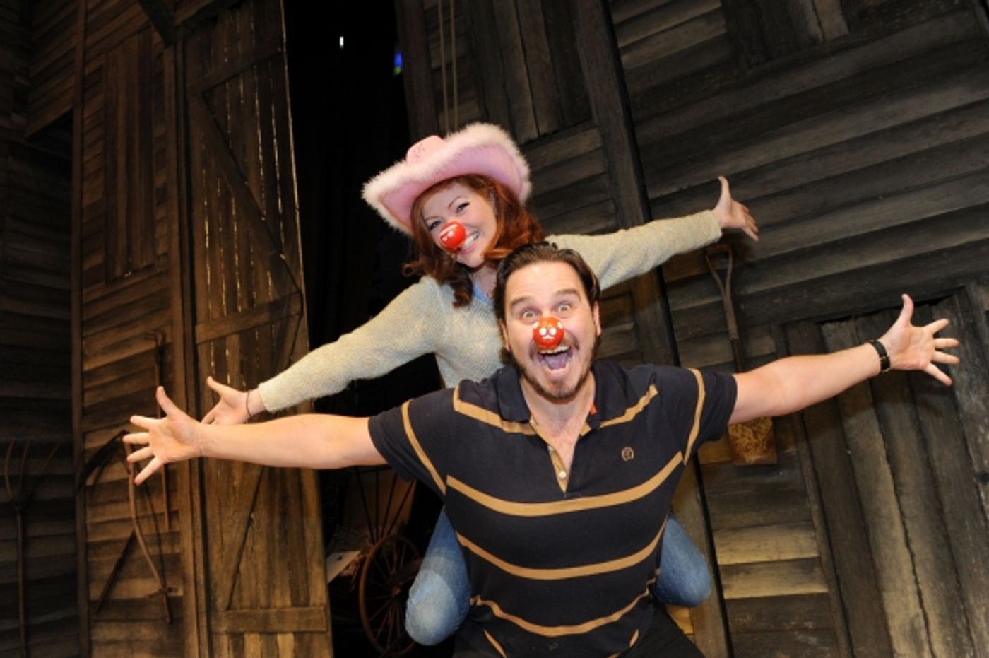Photo Coverage: Cast Of OKLAHOMA! Ready For Comic Relief!  Image