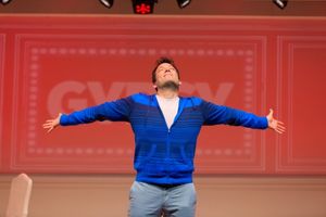 John Tartaglia @ BroadwayWorld John Tartaglia Photo