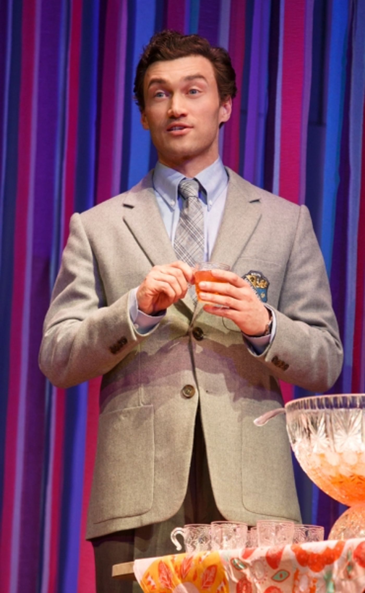 Photo Flash: First Look at Elisabeth Moss, Jason Biggs & Bryce Pinkham in THE HEIDI CHRONICLES on Broadway  Image