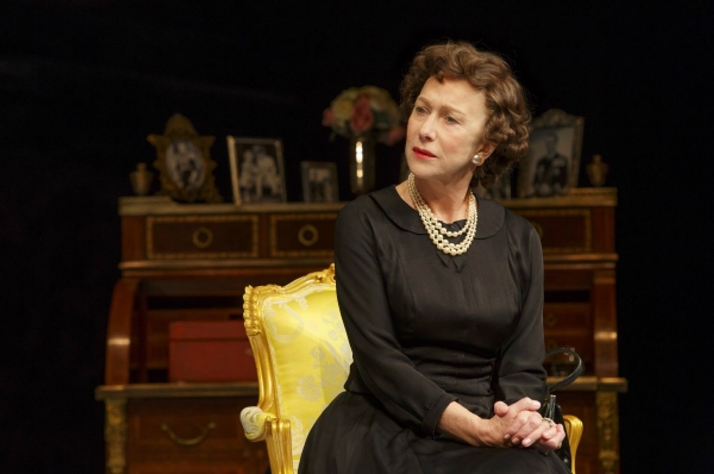 Photo Flash: New Shots from Broadway's THE AUDIENCE, Opening This Sunday!  Image