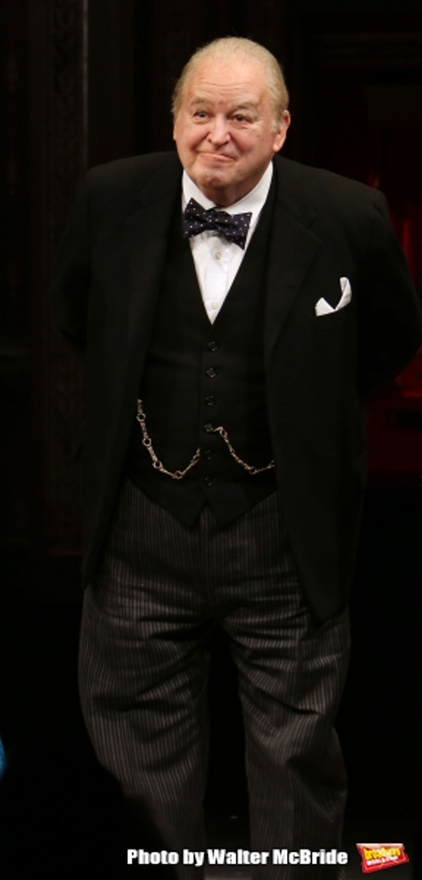 Photo Coverage: Helen Mirren & The Cast of Broadway's THE AUDIENCE Take Opening Night Bows!  Image