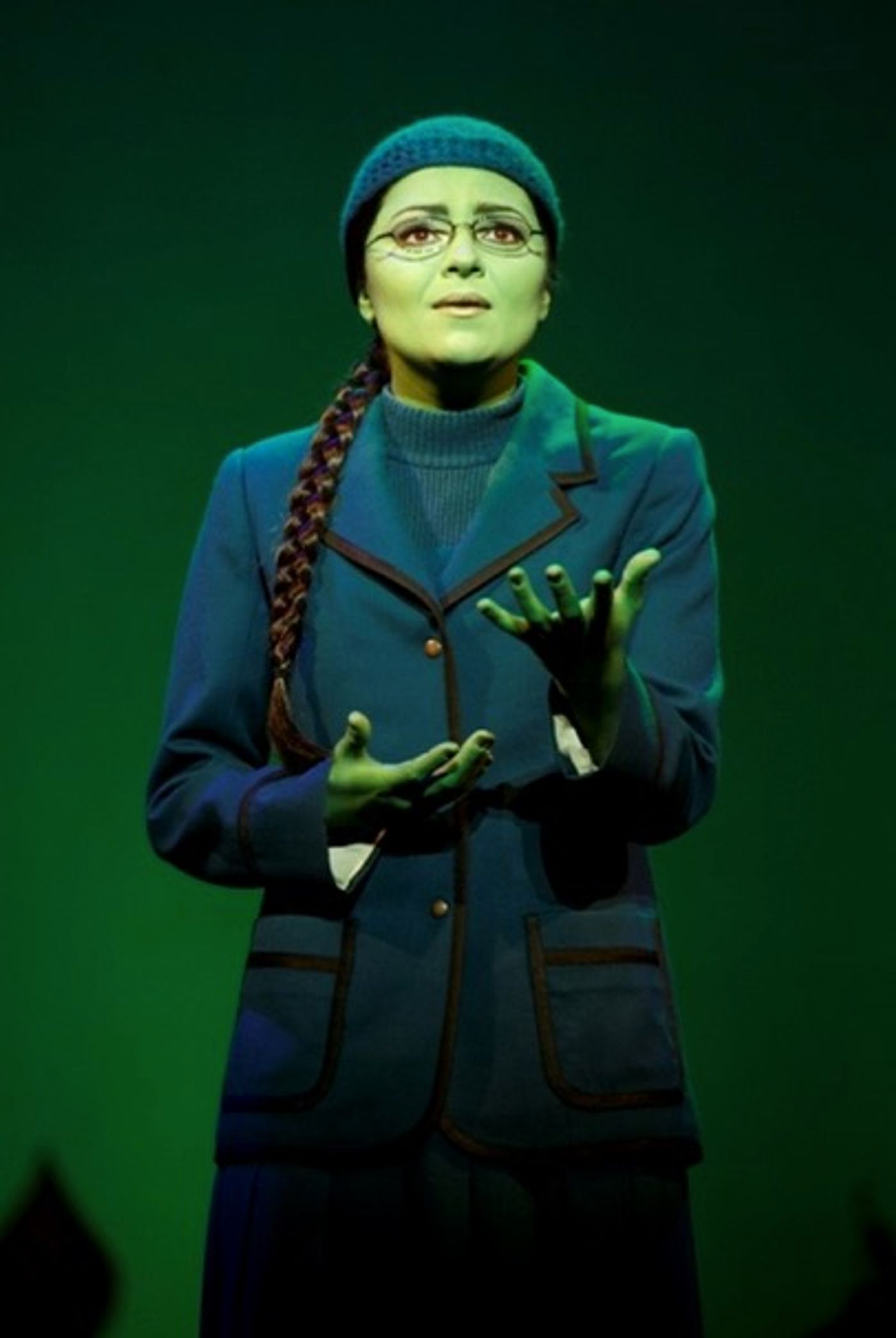 Photos: Fifteen Shades of Green - Celebrating the Women of WICKED's Emerald City Tour After 10 Years on the Road Photos: Fifteen Shades of Green - Celebrating the Women of WICKED's Emerald City Tour After 10 Years on the Road Image