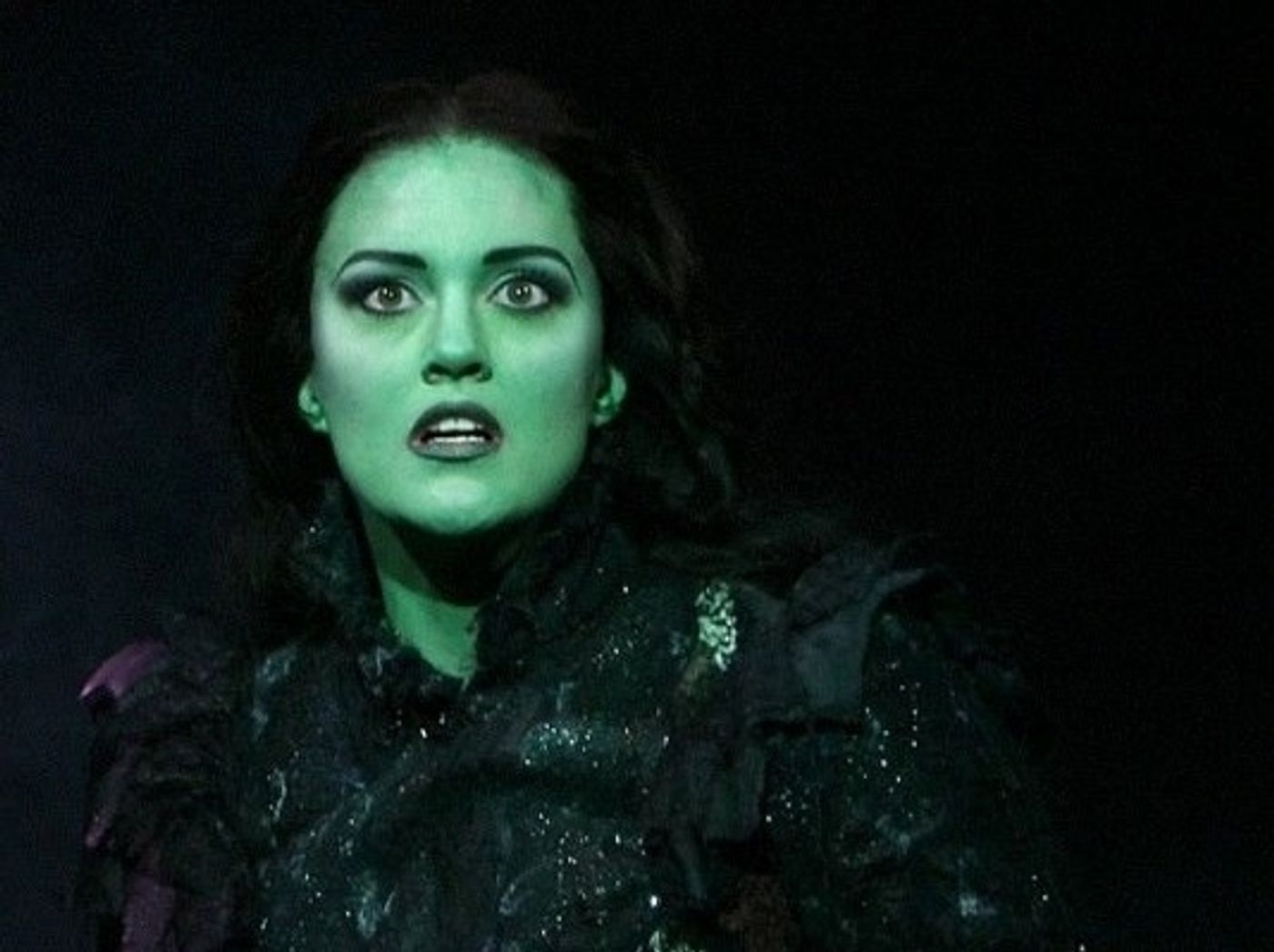 Photos: Fifteen Shades of Green - Celebrating the Women of WICKED's Emerald City Tour After 10 Years on the Road Image
