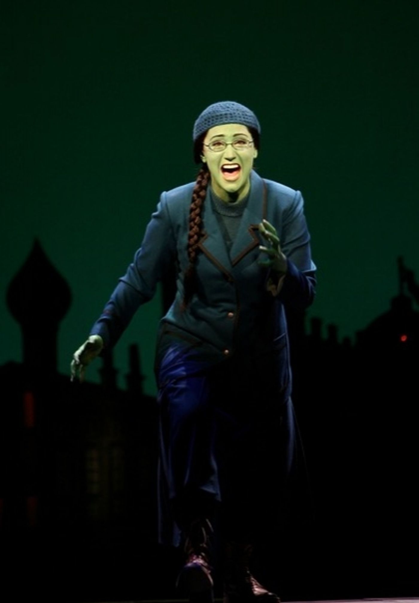 Photos: Fifteen Shades of Green - Celebrating the Women of WICKED's Emerald City Tour After 10 Years on the Road Image