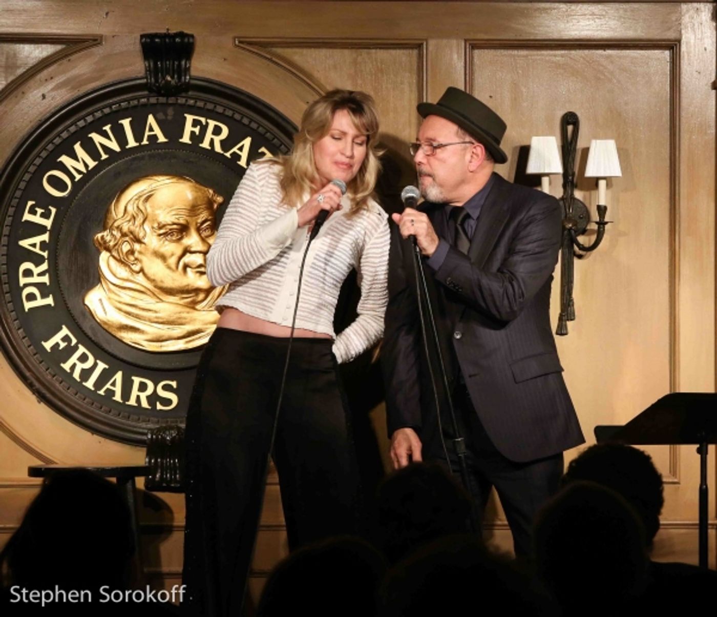 Photo Coverage: Jamie deRoy & Friends Brings FAMILY TIES to the Friars Club  Image