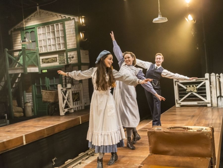 Photo Flash: First Look at Sean Hughes in THE RAILWAY CHILDREN Image