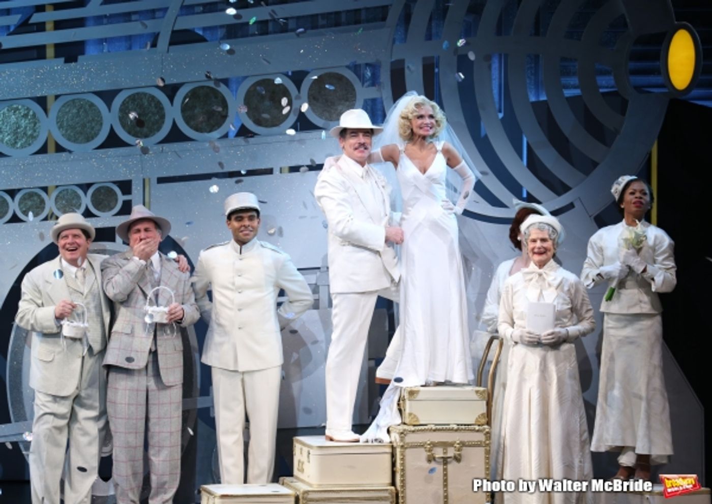 Photo Coverage: ON THE TWENTIETH CENTURY Cast Takes Opening Night Bows!  Image