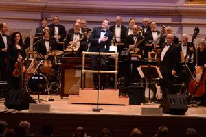 Steven Reineke and The New York Pops Photo